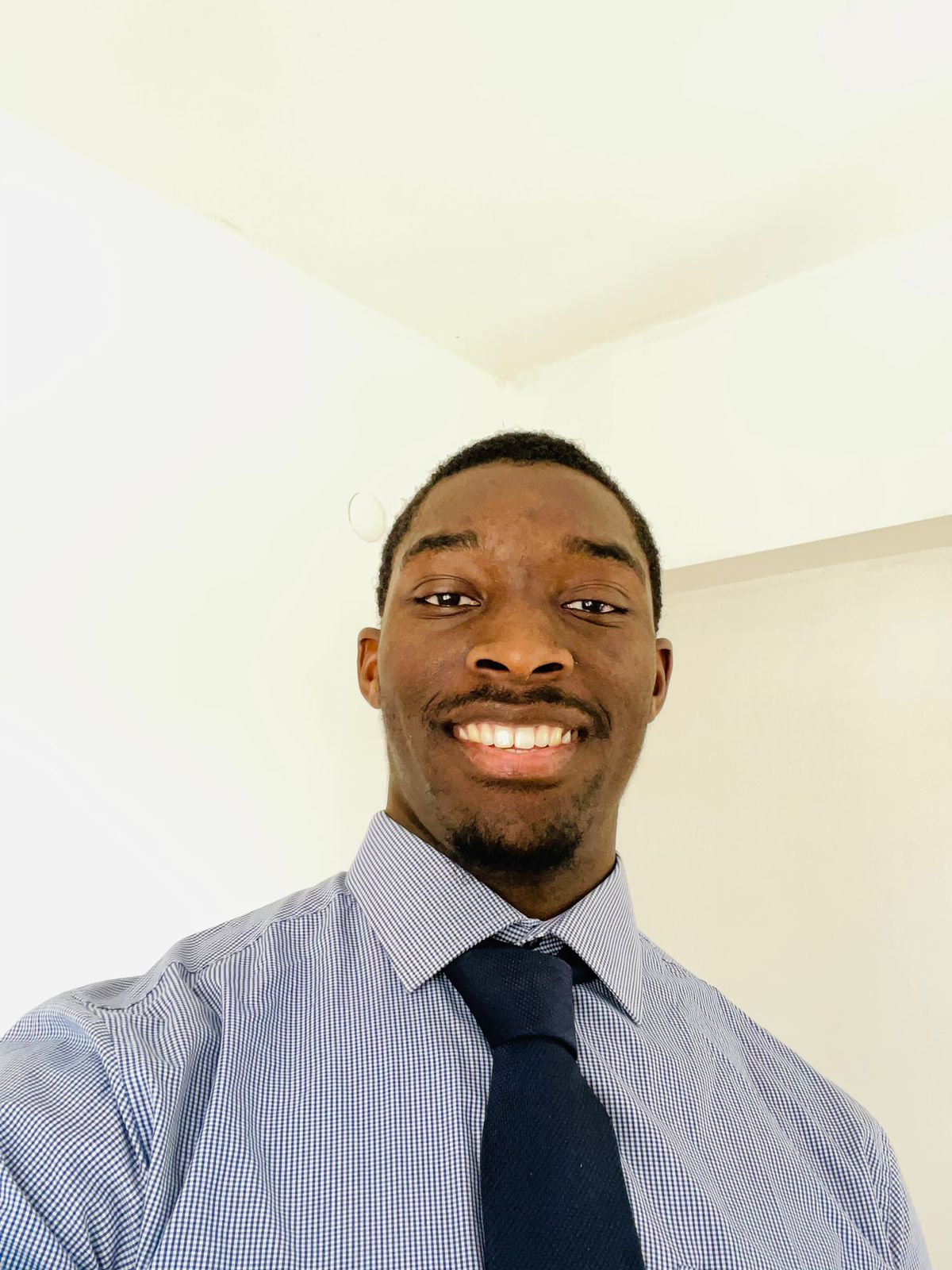 Online KS3, GCSE, IGCSE & A-Level Maths Tutor Shabiib teaching a student